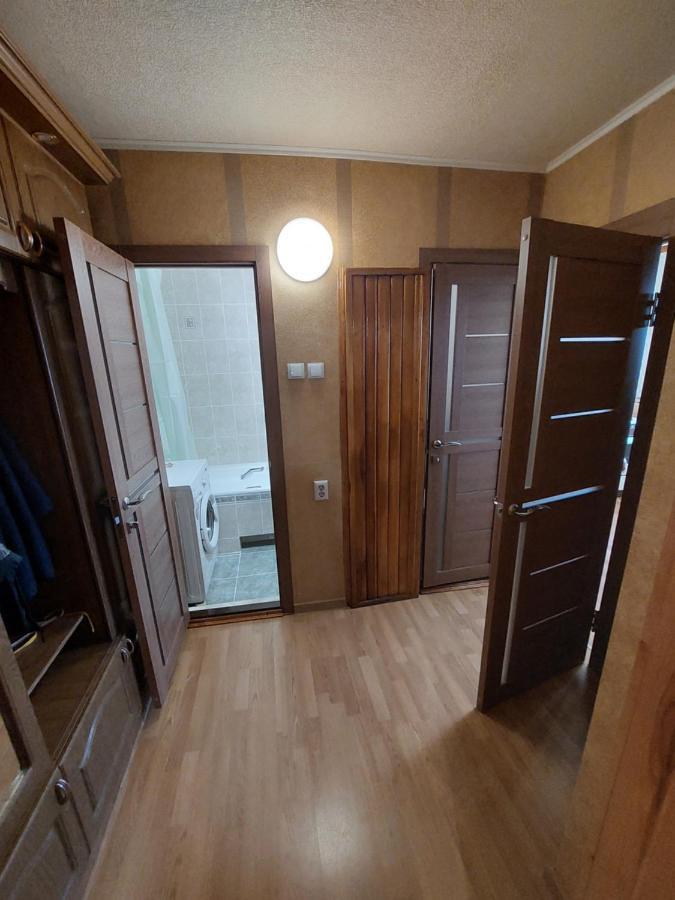 קייב 2К Апартаменты Ул.Ревуцкого 19/1 מראה חיצוני תמונה